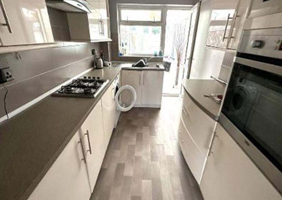 Welcome to Meadows View: Where Tranquillity, Peace and Solace meets Individuals in Burton upon Trent